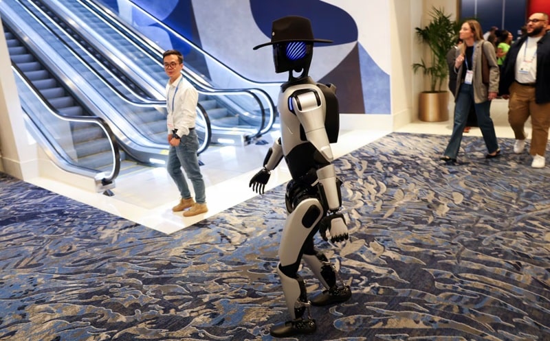 CES 2026: Roboții humanoizi devin o prezență obișnuită – asiaticii domină piața – cu ce au venit marile companii globale