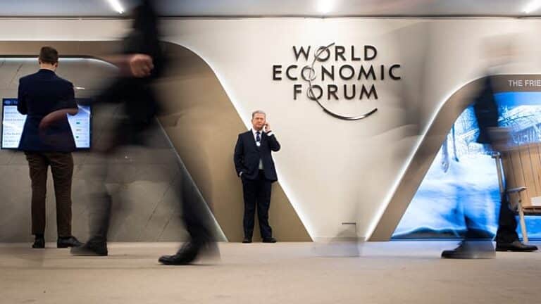 Avampremieră World Economic Forum: Cooperarea globală se orientează către grupuri mai mici de aliați