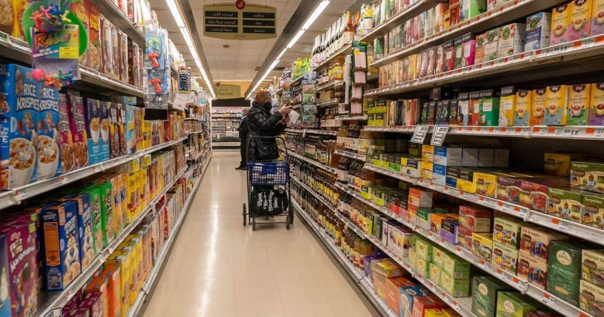 Inflația a rezistat și în decembrie – Sectoarele critice din 2025 și perspectivele pentru 2026