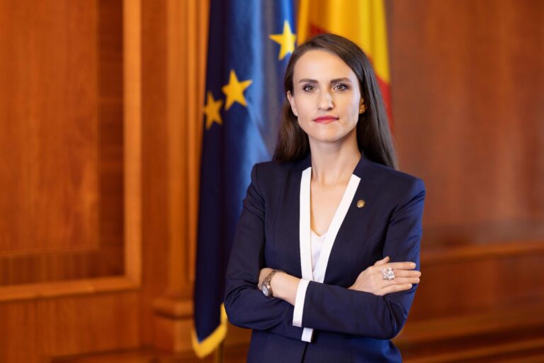 VIDEO / Ministrul Oana Țoiu, la Davos, prima poziție a României privind Groenlanda: „Un teritoriu al unei țări nu poate fi transferat alteia decât prin voința acelui popor”