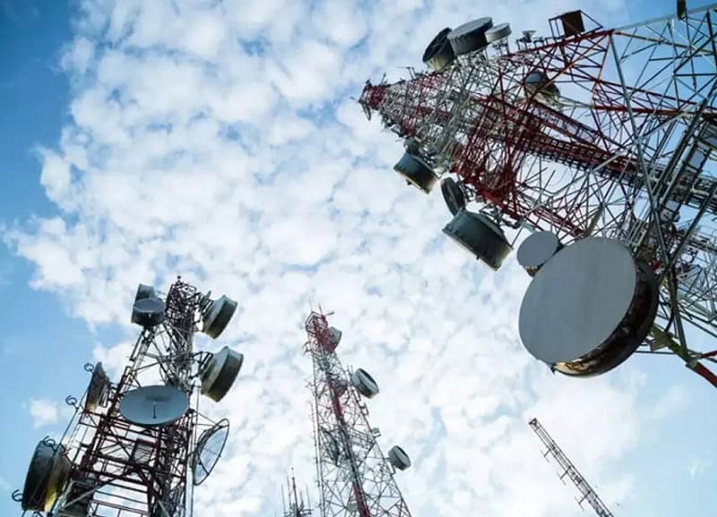 Operatorii europeni de telecomunicații vor primi acces nelimitat la spectrul radio / Comisia: Sectorul va deveni mai atractiv pentru investiții