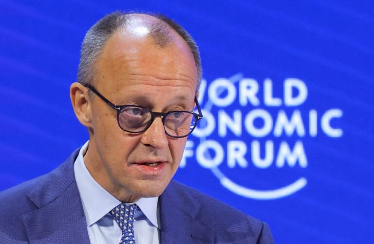 Discursul cancelarului Merz la Davos: UE trebuie să investească masiv în apărare, să nu ignore parteneriatul cu SUA și să protejeze Groenlanda de Rusia