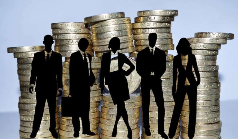 Marii investitorii își reevaluează percepția despre România – prognozele Citigroup: deficit de sub 6%, creștere moderată și 15 mld. euro în fonduri UE în 2026 – PSD va rămâne la guvernare / Sorin Grindeanu, întâlnire cu o delegație a JP Morgan