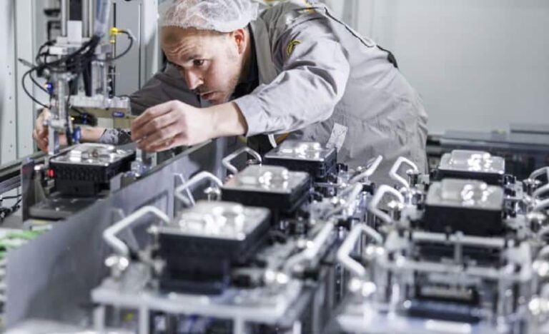 2025 a fost al treilea an consecutiv de contracție a industriei – Start slab de an pentru industria prelucrătoare din România și în 2026