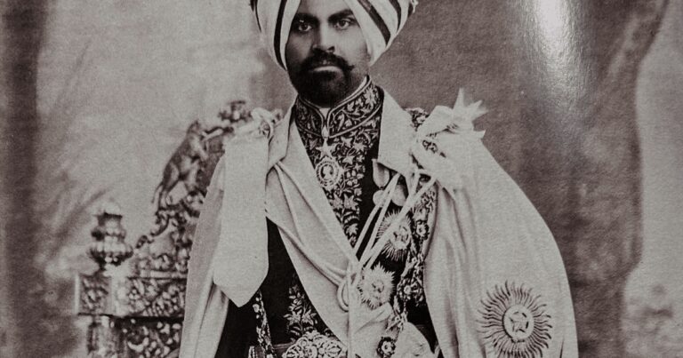 Ultimul maharajah de Kapurthala, în vizită la Castelul Peleș