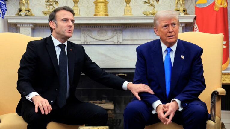 Emmanuel Macron: Administrația Trump este „anti-europeană” și dorește dezmembrarea UE. Ambasadorul SUA la NATO: UE trebuie „să preia apărarea convențională a Europei”, SUA vor asigura umbrela nucleară