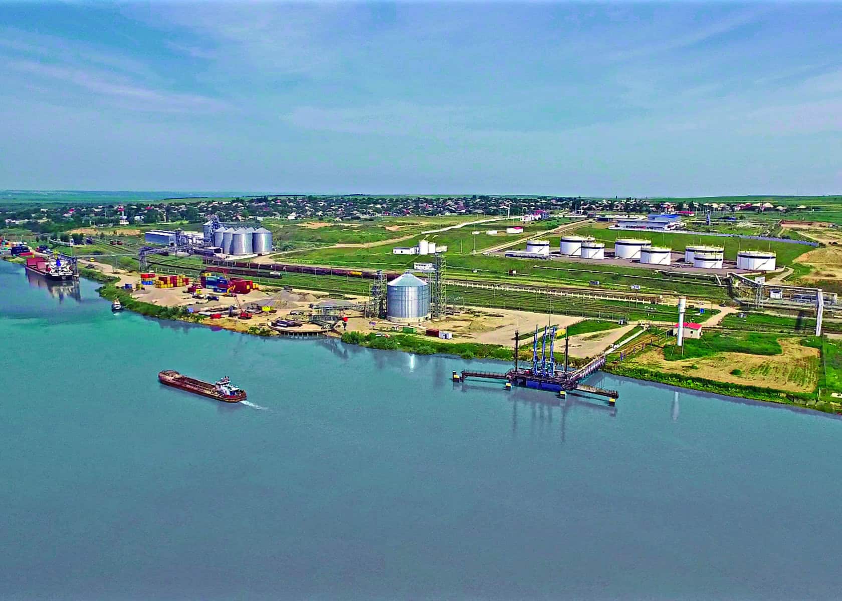 România cumpără singurul port la Dunăre al Republicii Moldova de la BERD