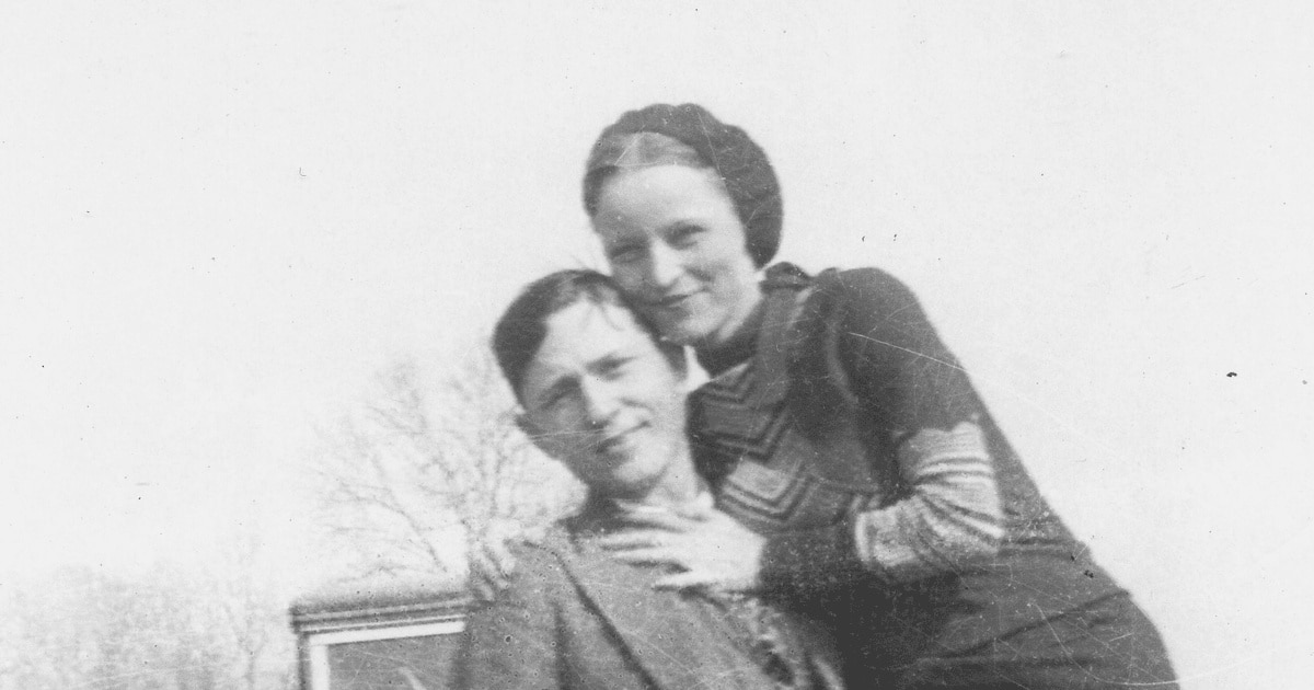 Bonnie și Clyde, povestea celui mai faimos cuplu de gangsteri din Istoria S.U.A
