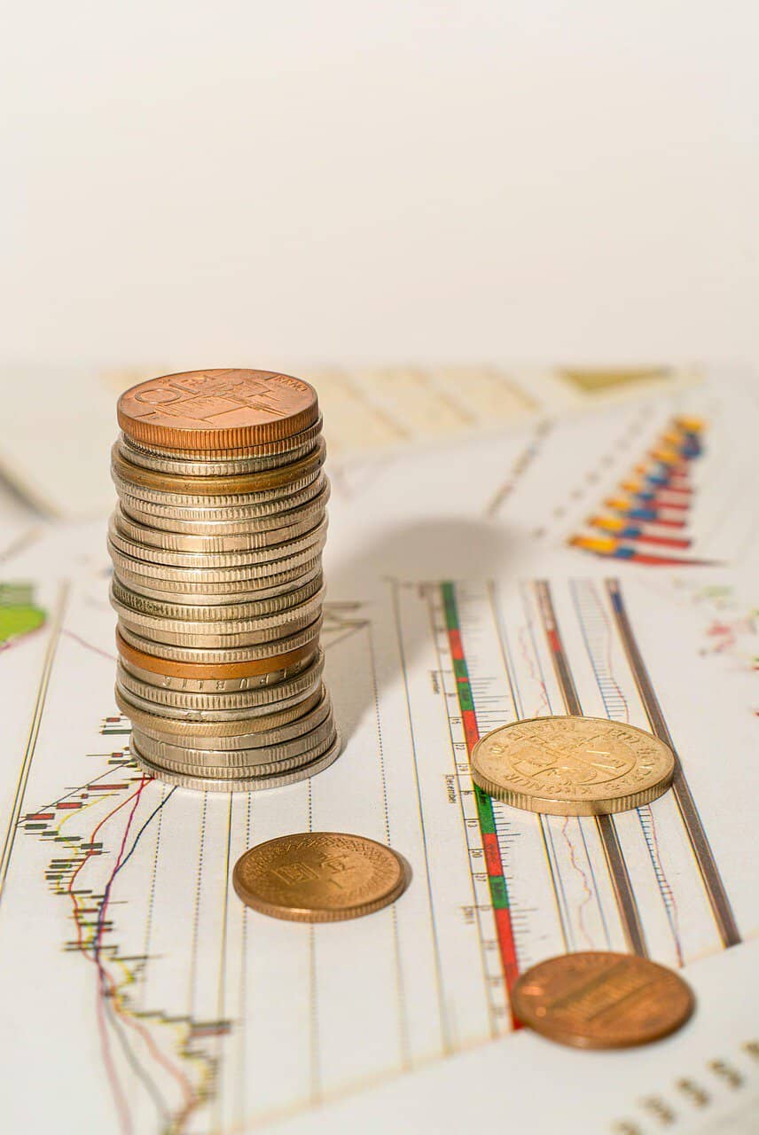 Erste – analiza regiunii: România rămâne pentru încă un an în stagflație, cu mici îmbunătățiri ai indicatorilor macro: Creștere de 1% și inflație medie de 7,2%
