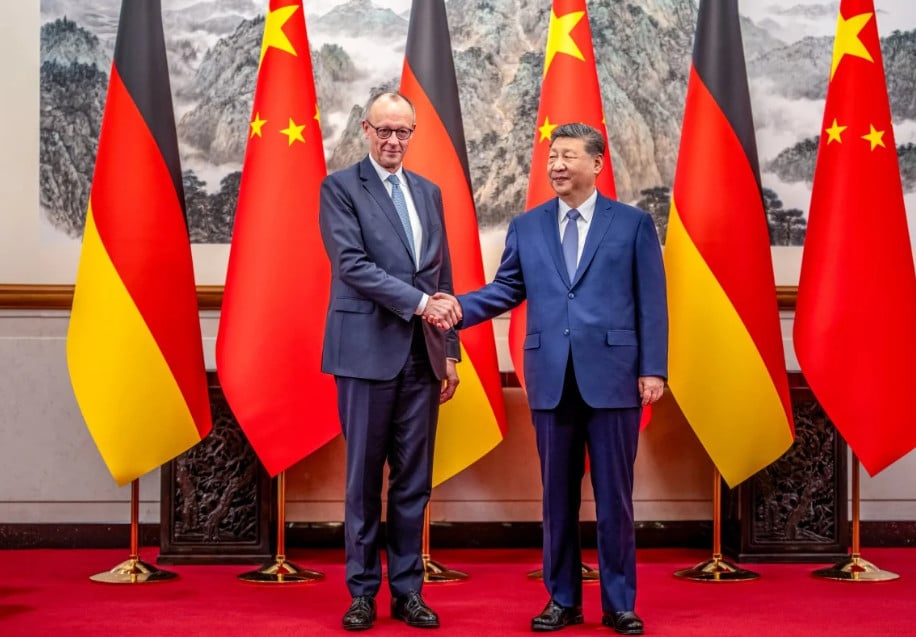 Merz în China – ținta, reechilibrarea relației comerciale: ”Vrem investiții chineze în Germania” – Analist: Europa nu își permite un război comercial pe 2 fronturi