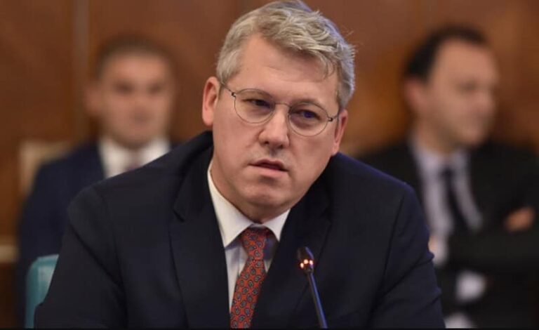 MAI pregătește proiectul de creștere a vârstei pentru pensionarea celor care lucrează în structurile de forță ale statului – va încetini ieșirile din sistem și avansul deficitului cronic de personal