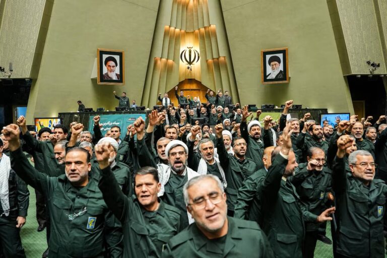 FT: Regionalizarea războiului e planul ayatolahului Khamenei, pus în aplicare după moartea sa. Ce prevede și care sunt mizele punctuale