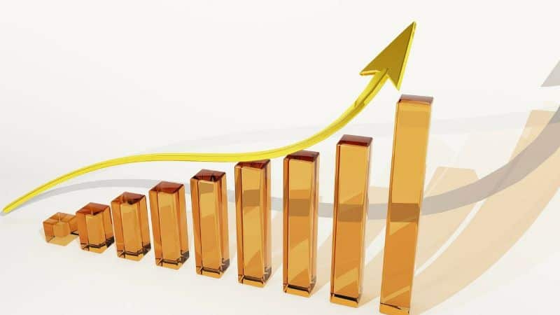 Se intensifică ieșirile de capitaluri din România – Dobânda pe 10 ani crește la 7,1%. Partea pozitivă: Băncile au în continuare zeci de miliarde excedent de lichiditate pentru a finanța deficitul