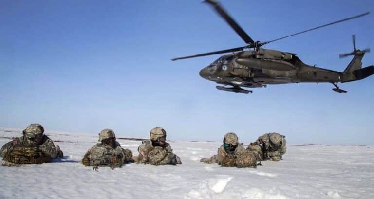 „Cold Response”: NATO a dat startul exercițiilor în Arctica, cu participarea a 4.000 de militari americani