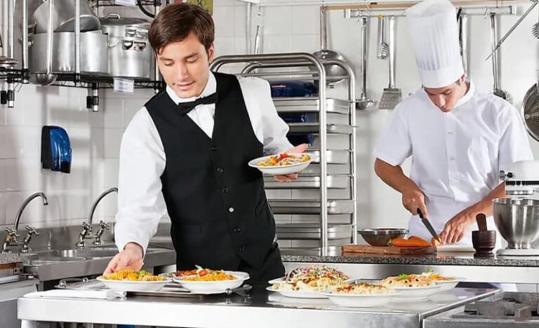 Schimbări în comportamentul de consum – Piața restaurantelor și serviciilor de alimentație este estimată la aproximativ 7,8 mld. euro pentru 2025