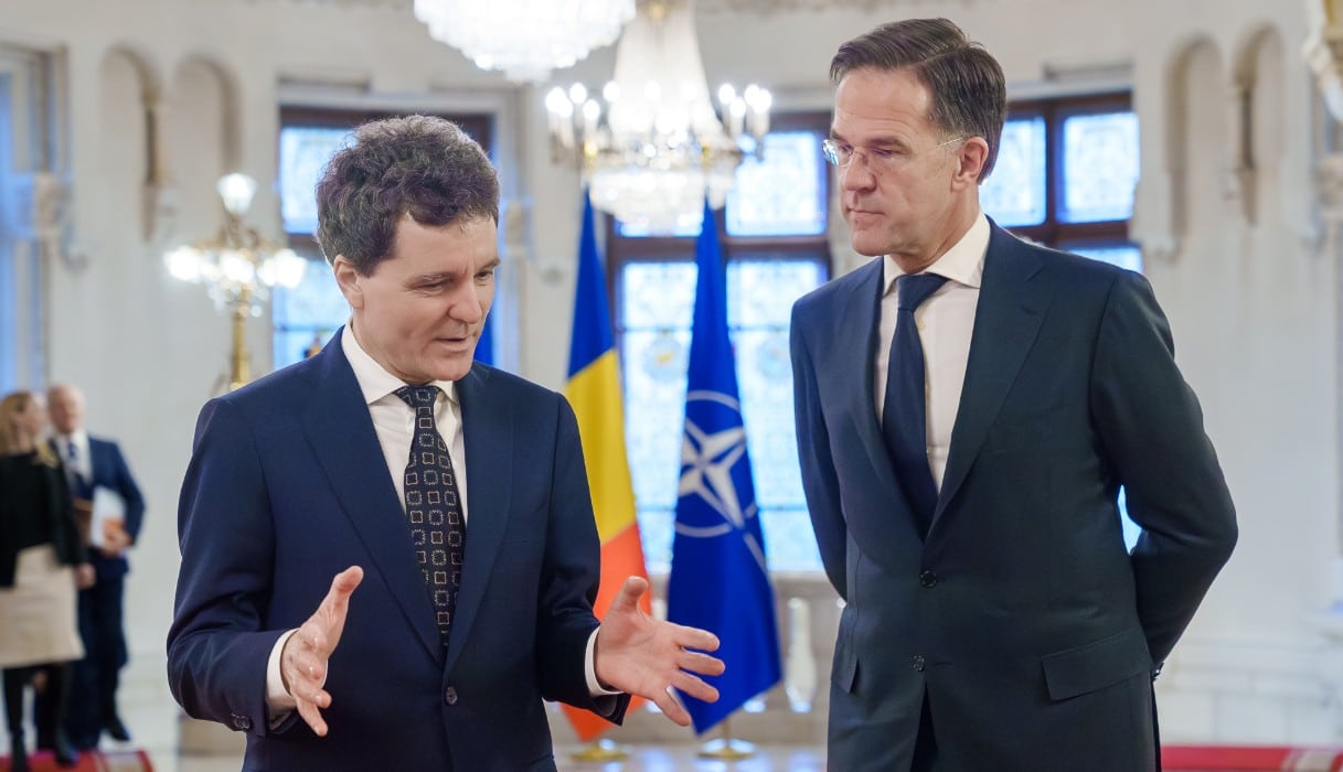 Președintele Dan, conferință de presă comună cu șeful NATO: România este mai sigură prin prezenţa suplimentară de trupe americane. Mark Rutte: Preluăm capacitățile pe care le avem de la Marea Neagră şi până în nord, pentru a proteja flancul estic