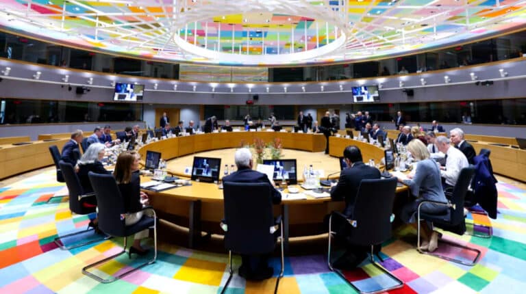 Summit UE: criza prețurilor la energie reaprinde disputa privind schema de certificate de emisii – Schema ”Buy European”, un alt subiect fierbinte