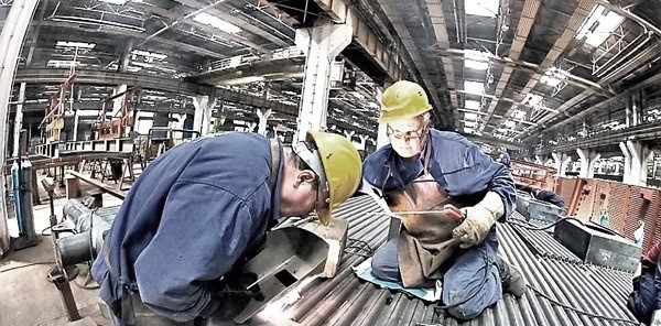 Piața muncii din România, una dintre cele mai detensionate din UE – cerere slabă de noi lucrători – rata job-urilor vacante, stagnare la 0,6% în 2025. Problemele