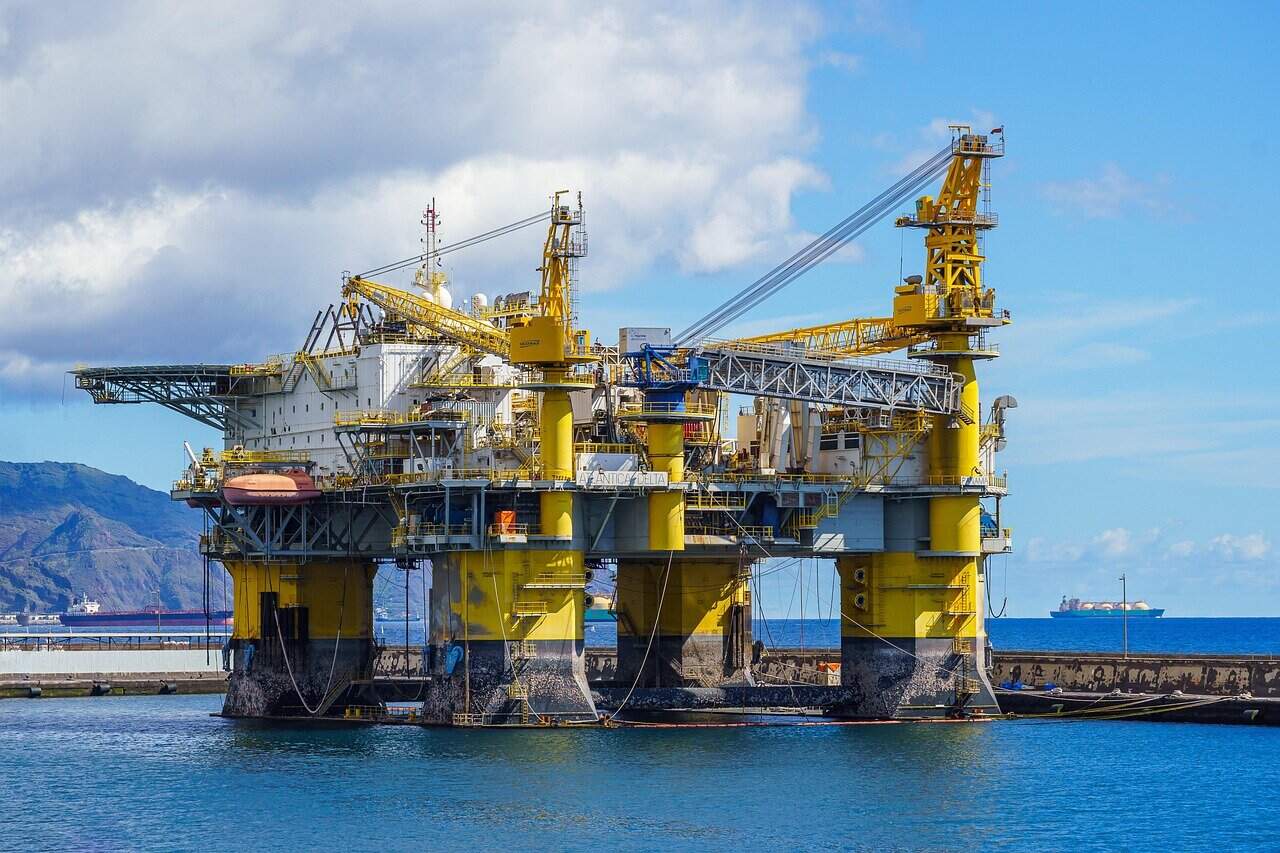 Cele mai mari companii petroliere din lume intensifică explorarea – Toți ochii pe rezervele Africii