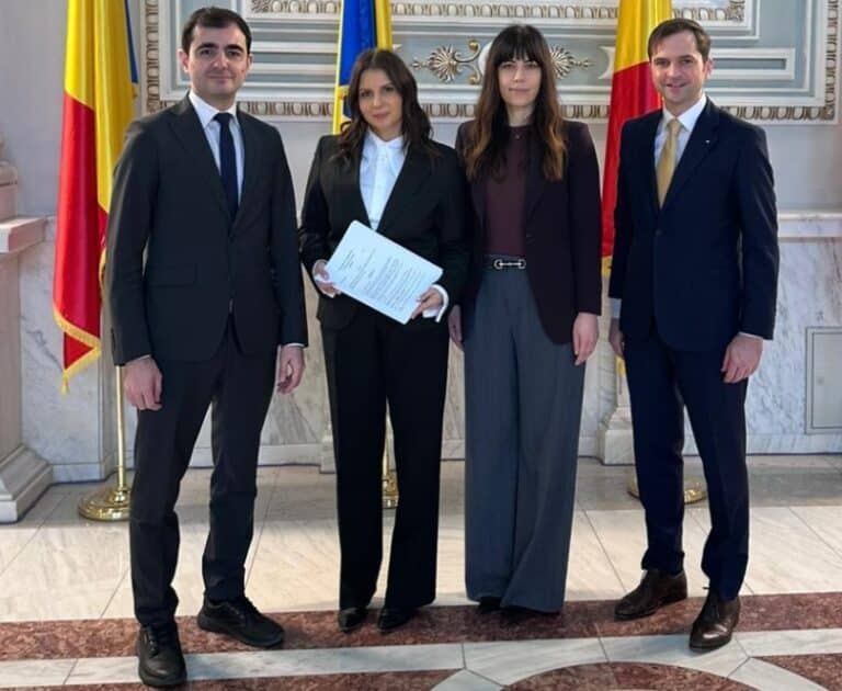 Proiect legislativ pentru un echivalent al 401(k) în România – economisirea pentru pensie prin investiții pe bursă – va consolida și BVB