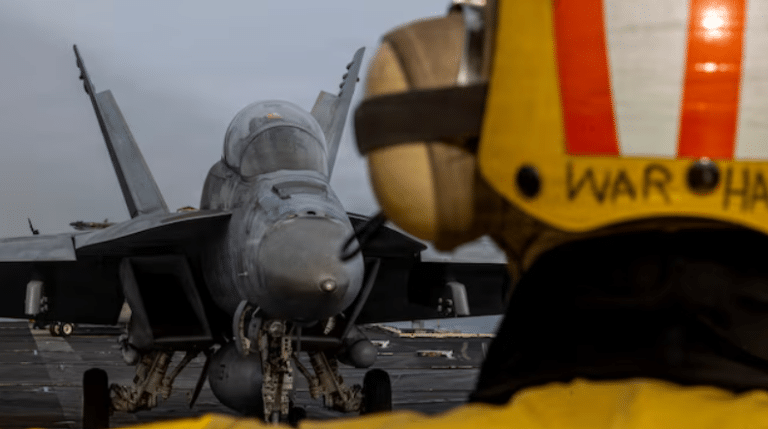 Ultimatumul lui Trump pentru redeschiderea Strâmtorii Ormuz expiră luni, la 17:00 – Ar urma atacuri asupra infrastructurii energetice iraniene. Riscuri mari pentru piețele de energie, Israelul spune că așteaptă ordinul SUA