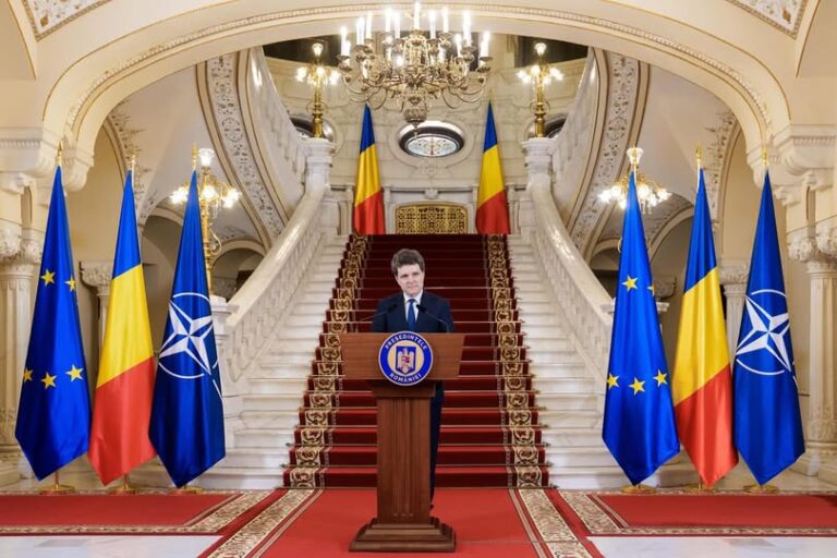 Video / Nicușor Dan, după consultările cu partidele: „Vom avea nevoie de dialog între forțele politice pro-occidentale”. Nu se pune în discuție direcția României