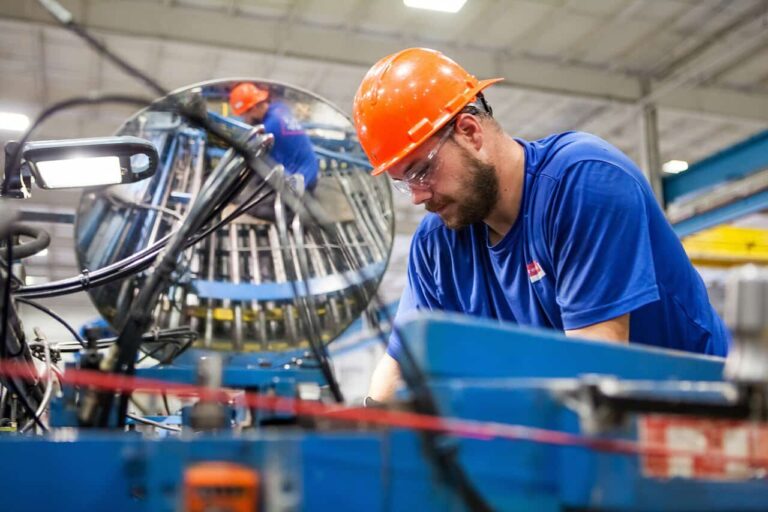Program de 5,3 mld. lei pentru susţinerea investiţiilor în noi capacităţi de producţie în România/ Criterii de eligibilitate și accesare