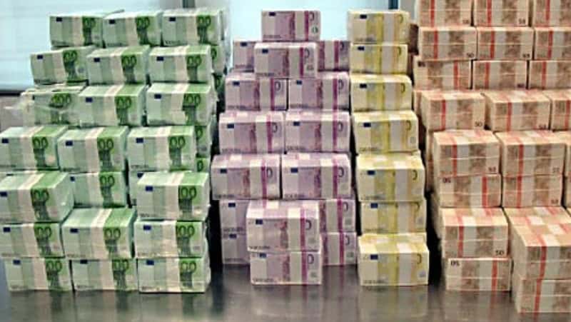 Miza crizei politice de dinainte de rotativa din 2027: Fluviile de miliarde care vor intra în România în următorii ani și care se negociază chiar acum: înzestrarea militară, energia și gazele americane, minerale critice și cireașa Anghel Saligny