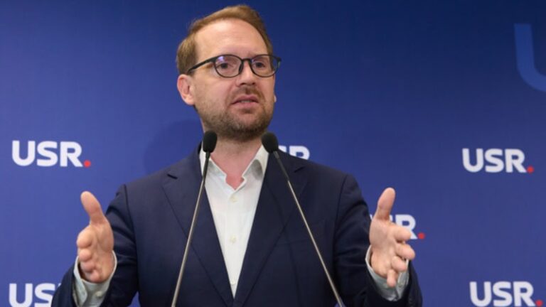 USR, poziția față de guvernare: În nicio majoritate alături de PSD, propunere de acord politic către PNL