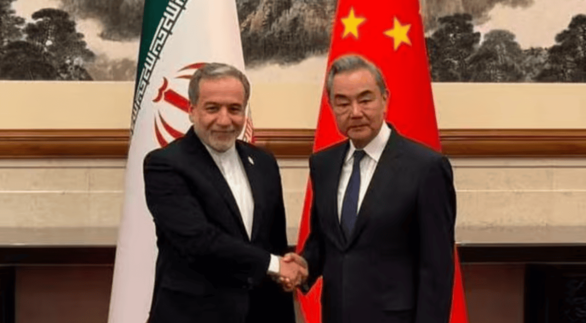 Iranul caută să-și reasigure sprijinul Chinei înainte de summitul Trump-Xi – Teheranul se teme de un deal SUA-China