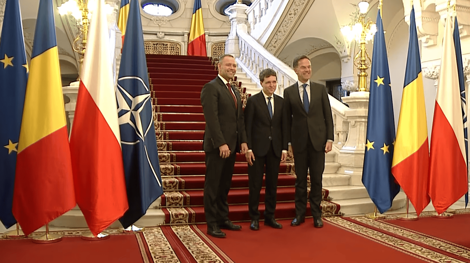 Începe Summitul B9 de la București / Nicușor Dan i-a primit la Cotroceni pe președintele Poloniei și pe șeful NATO: România și Polonia sunt „cetățile” NATO în fața Rusiei. Zelenski, Rutte și lideri din 15 țări, prezenți miercuri la Cotroceni