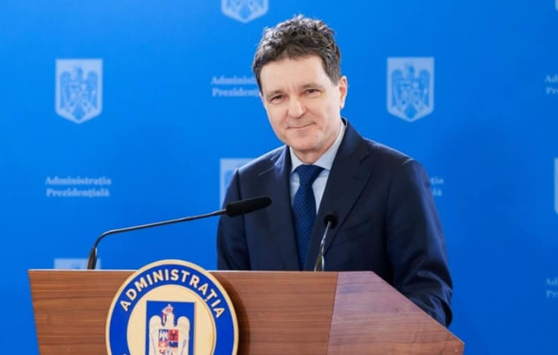 Încep consultările oficiale la Cotroceni cu partidele parlamentare pentru formarea unui nou guvern