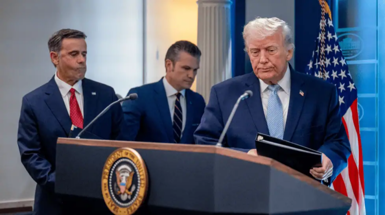 Ore decisive pentru Teheran: SUA ar putea relua loviturile în Iran în acest weekend, dacă iranienii nu fac concesii în negocieri. Care e planul lui Donald Trump