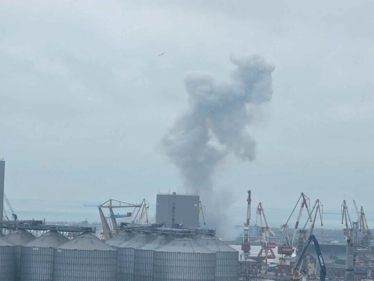 O dronă marină a explodat în Portul Constanța. MApN: Drona s-a autodetonat, fără a produce victime