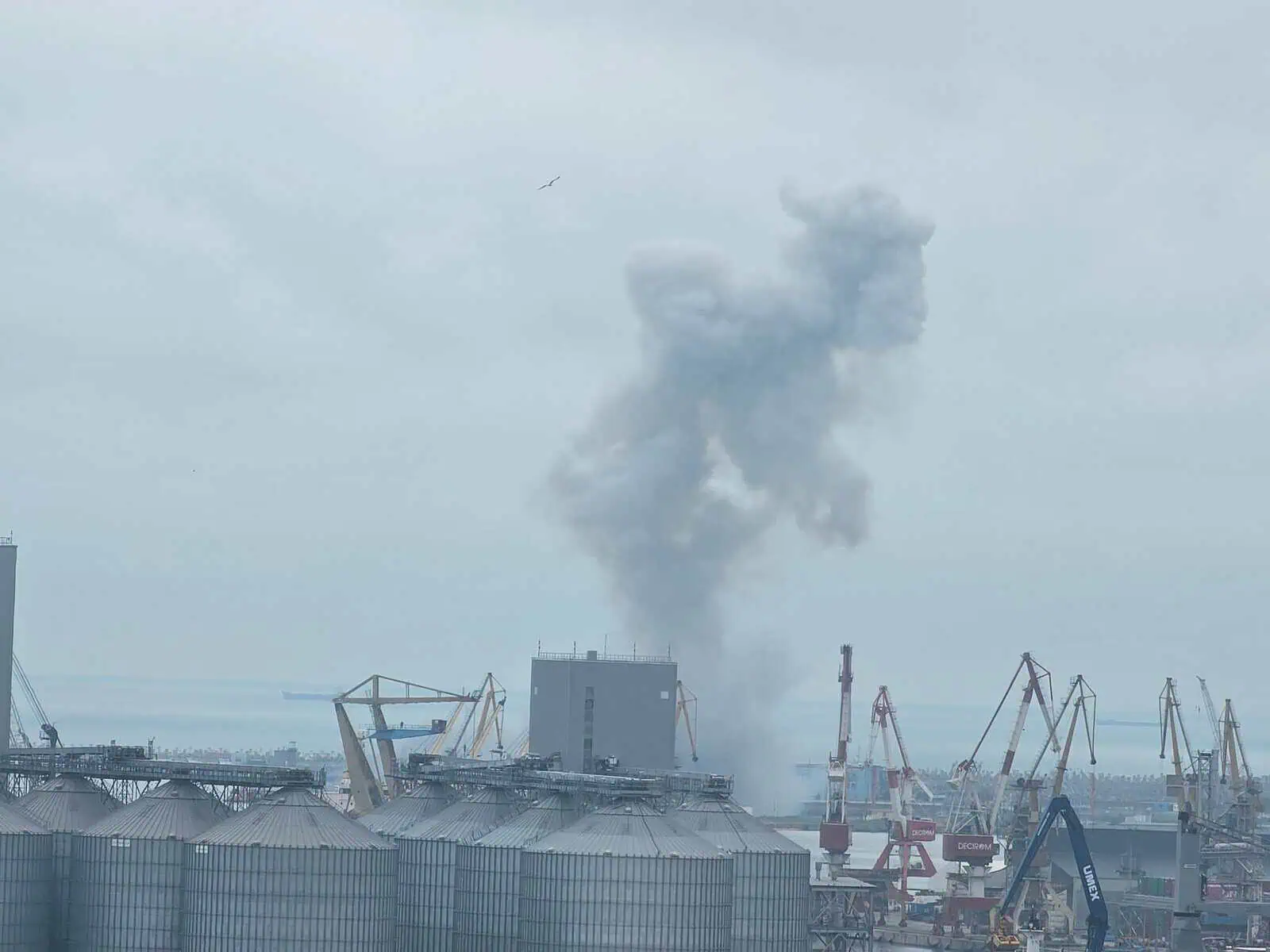 O dronă marină a explodat în Portul Constanța. MApN: Drona s-a autodetonat, fără a produce victime