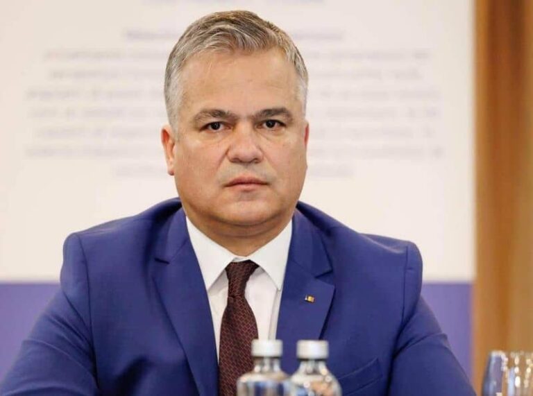 Adrian Veștea: „Vreau să le spun colegilor mei liberali un lucru limpede, ceea ce se întâmplă astăzi nu este o amenințare pentru PNL”